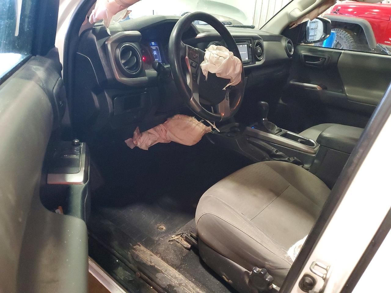 2018 Toyota Tacoma Access cab