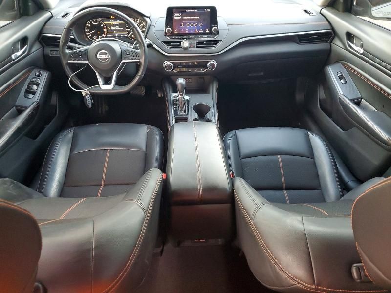 2022 Nissan Altima sr