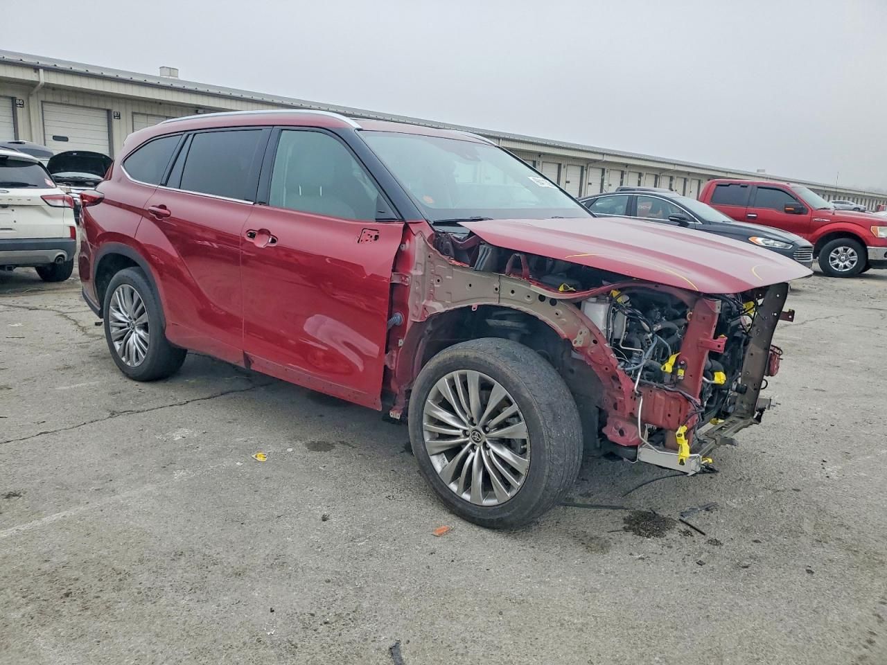 2023 Toyota Highlander l