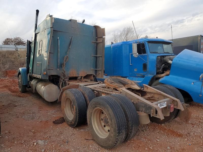 2016 Freightliner 122sd