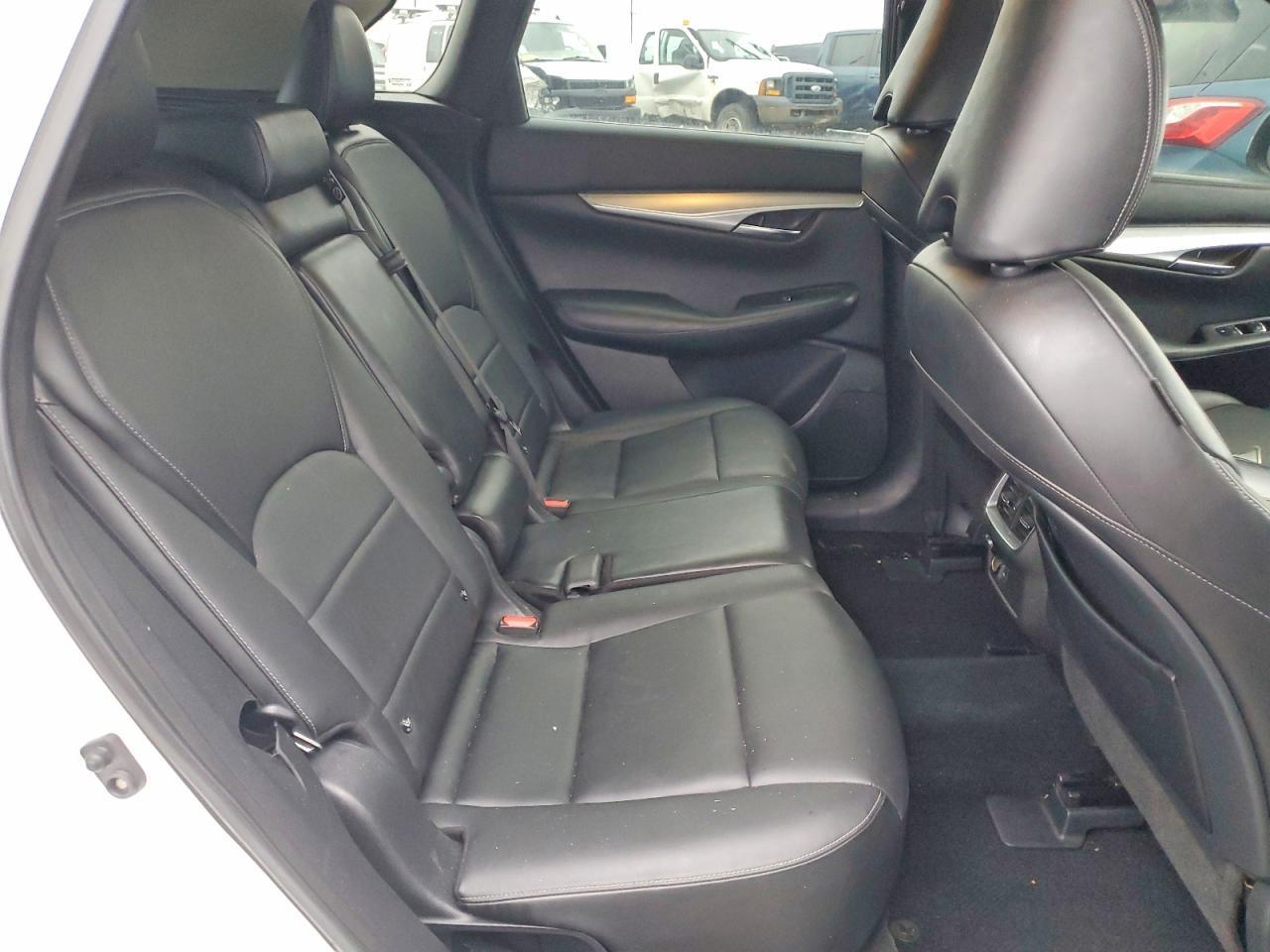 2019 Infinity Qx50 Essential