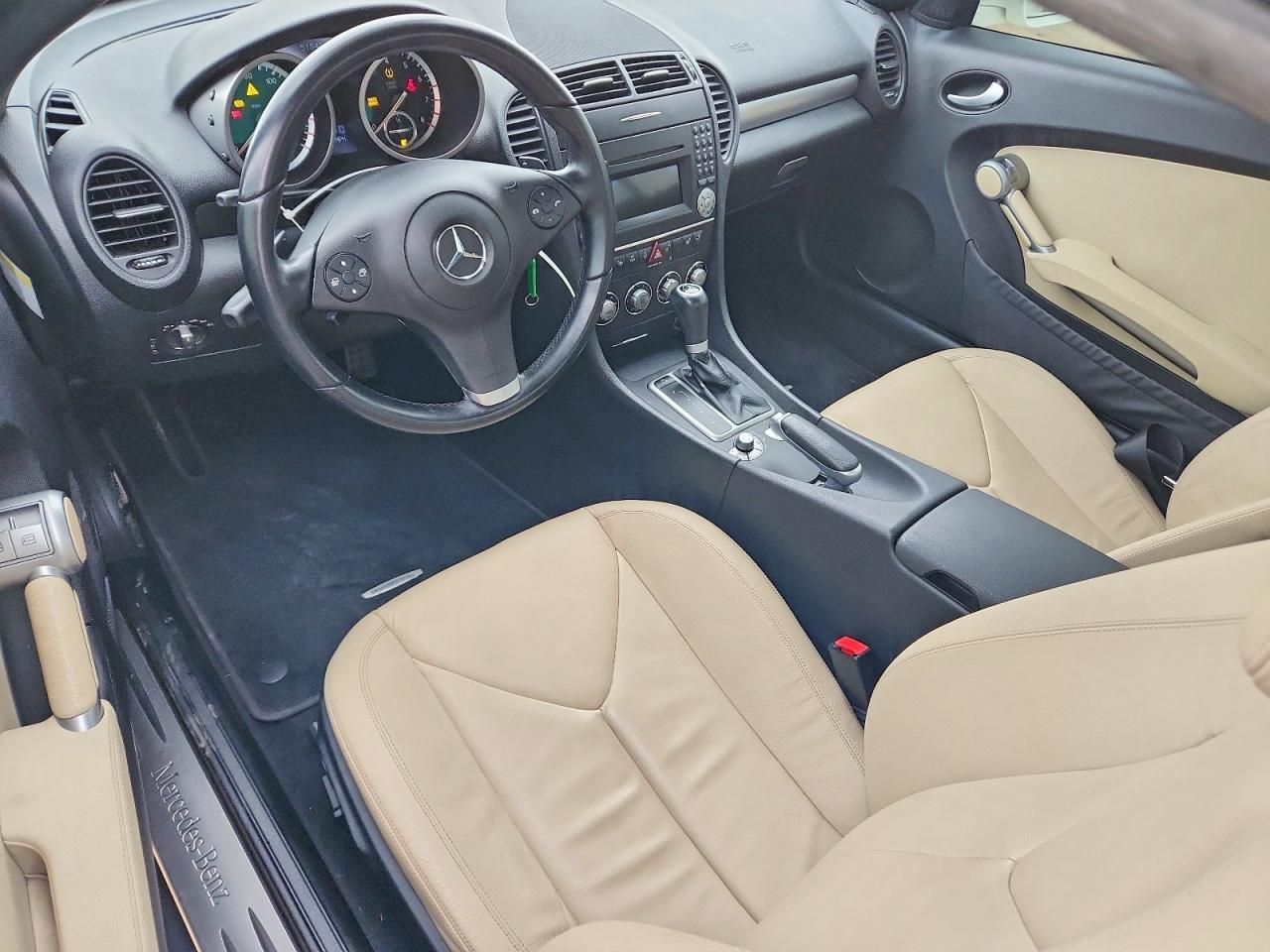 2011 Mercedes-Benz Slk 300