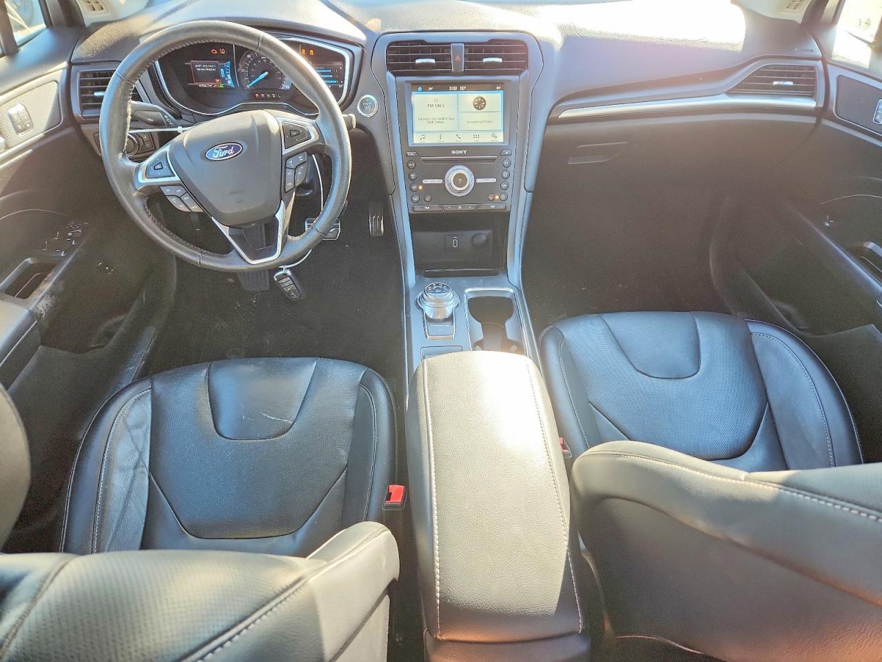 2017 Ford Fusion Titanium hev