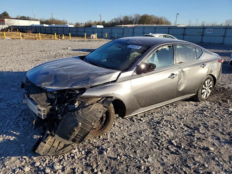 2019 Nissan Altima s