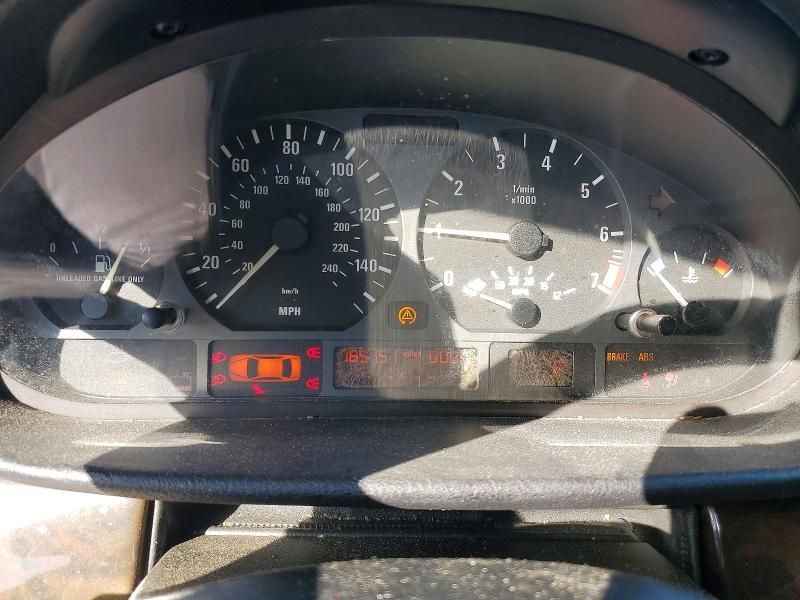 2003 BMW 325 i