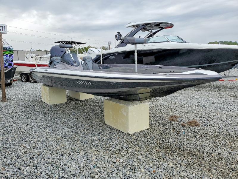 2021 Skeeter ZXR21  Boat Boat