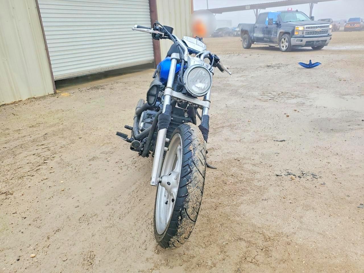 2011 Yamaha XVS1300 CU