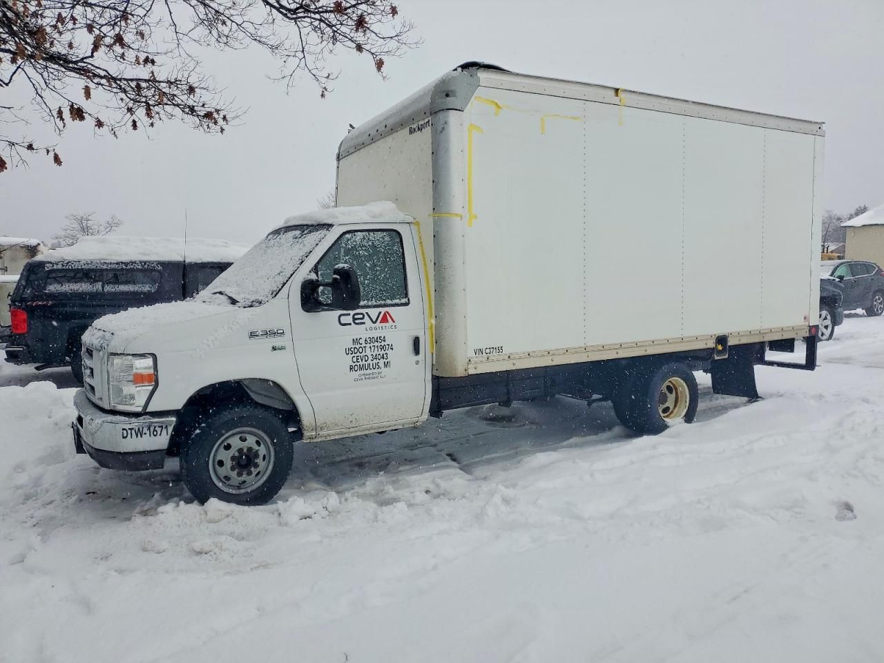 2019 Ford E350 BOX Truck