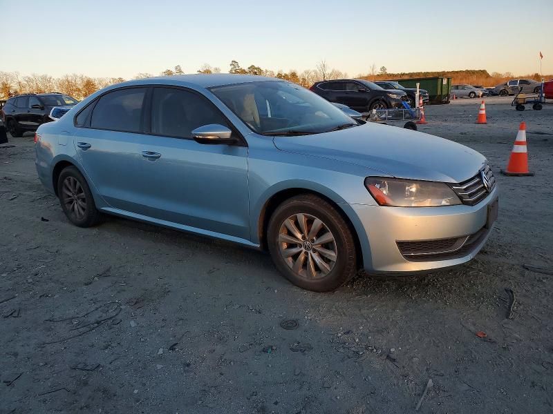 2012 Volkswagen Passat s