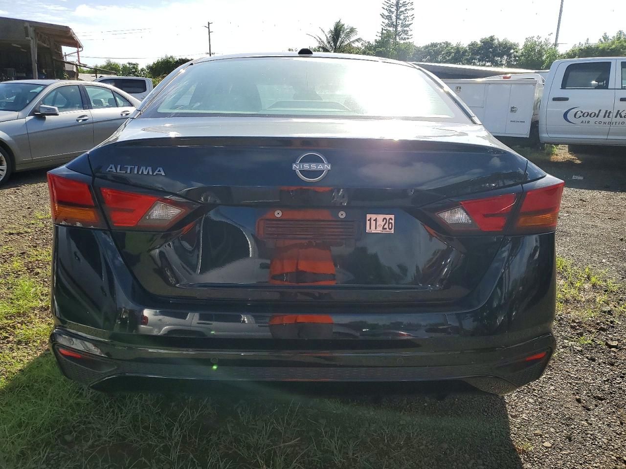 2025 Nissan Altima sv