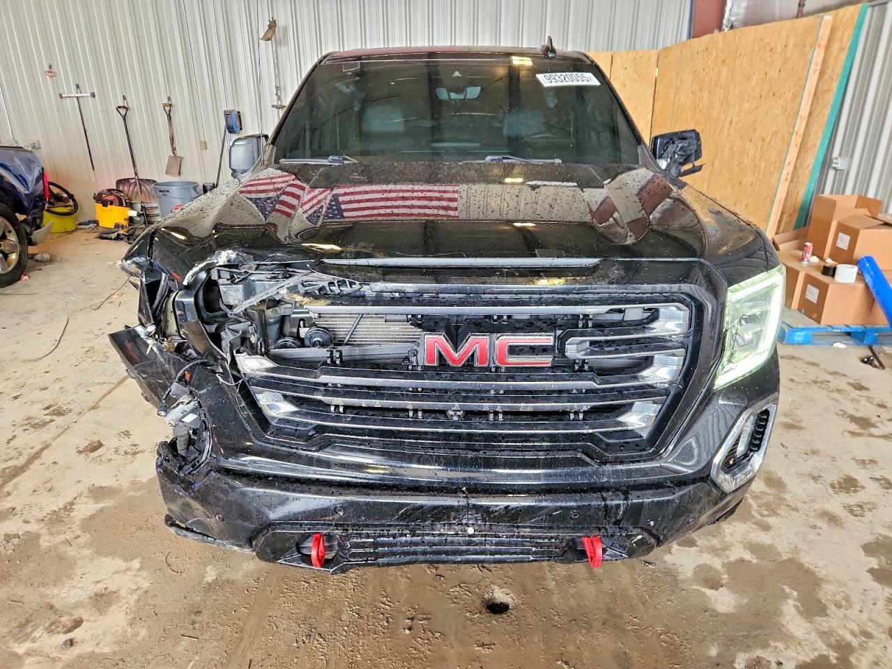 2022 GMC Sierra Limited K1500 AT4