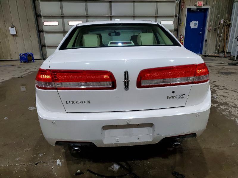 2012 Lincoln MKZ