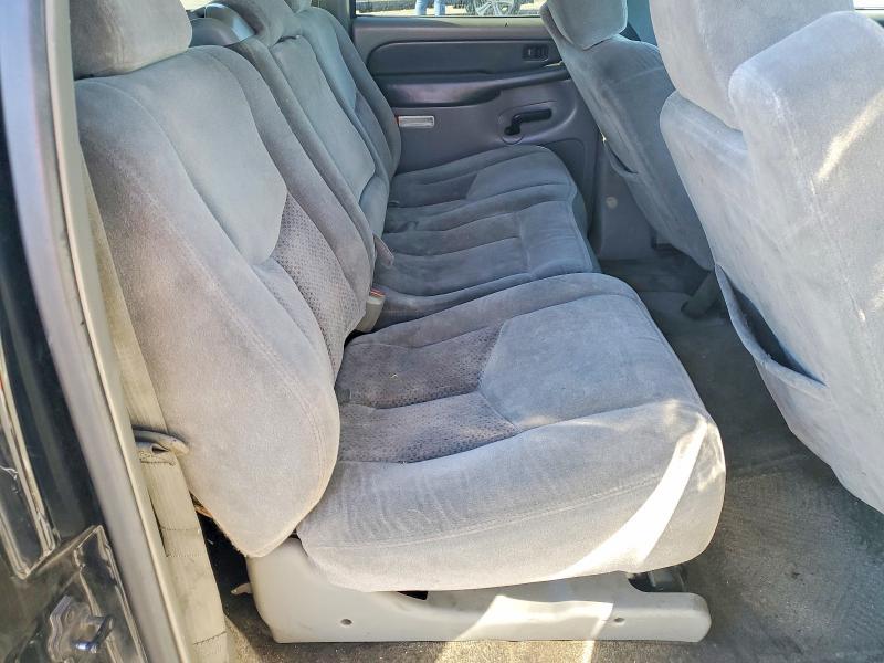 2003 Chevrolet Suburban C1500