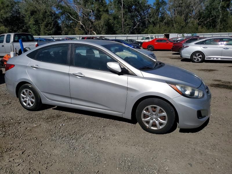 2013 Hyundai Accent gls