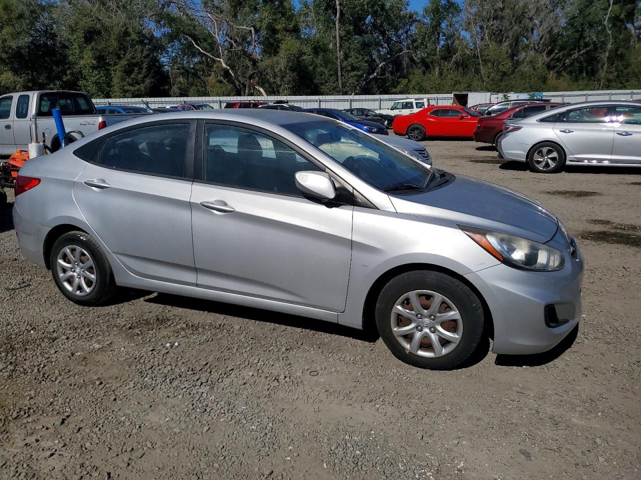 2013 Hyundai Accent gls