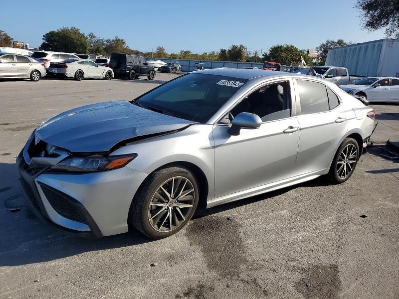 2024 Toyota Camry se Night Shade