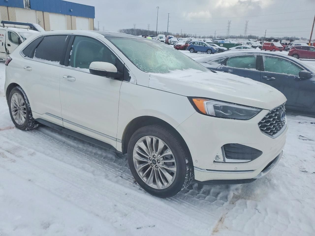 2024 Ford Edge Titanium