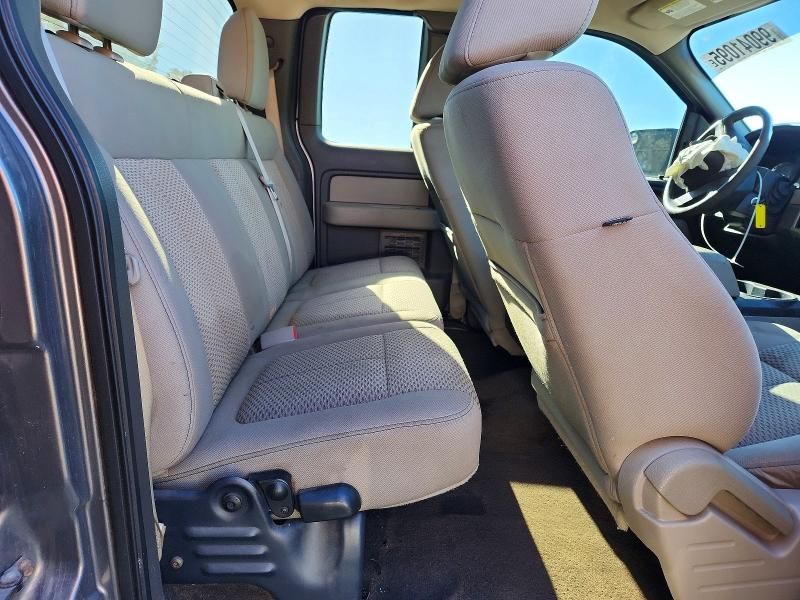 2010 Ford F150 Super cab