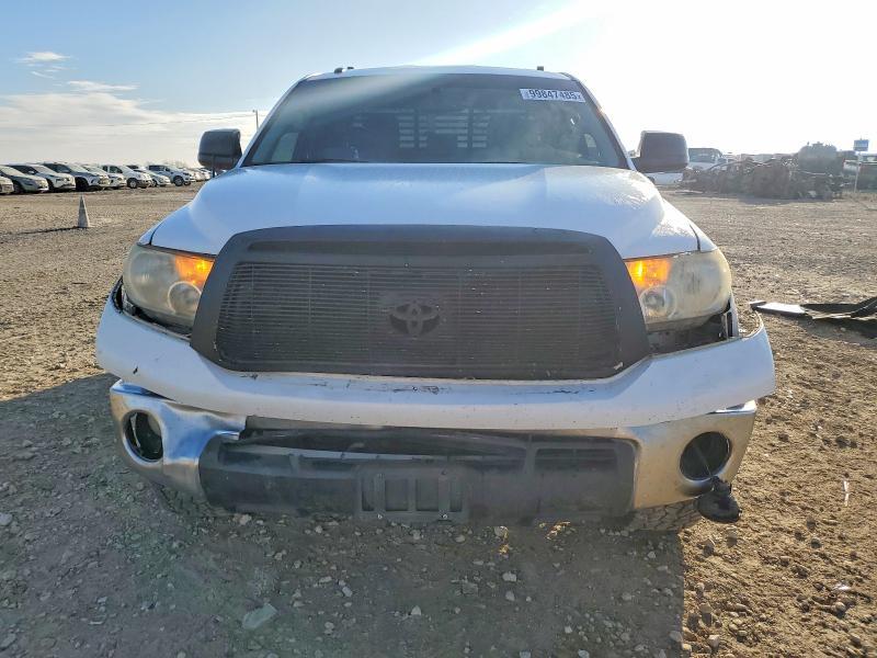 2011 Toyota Tundra Double cab SR5