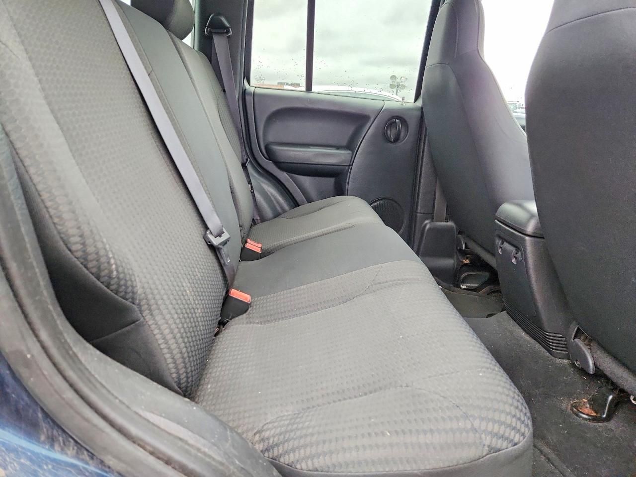 2003 Jeep Liberty Sport