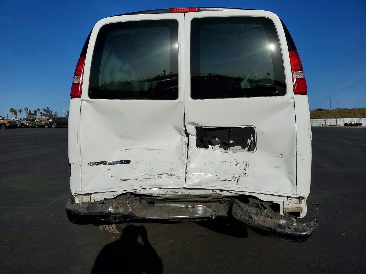 2018 Chevrolet Express 2500 Delivery Van