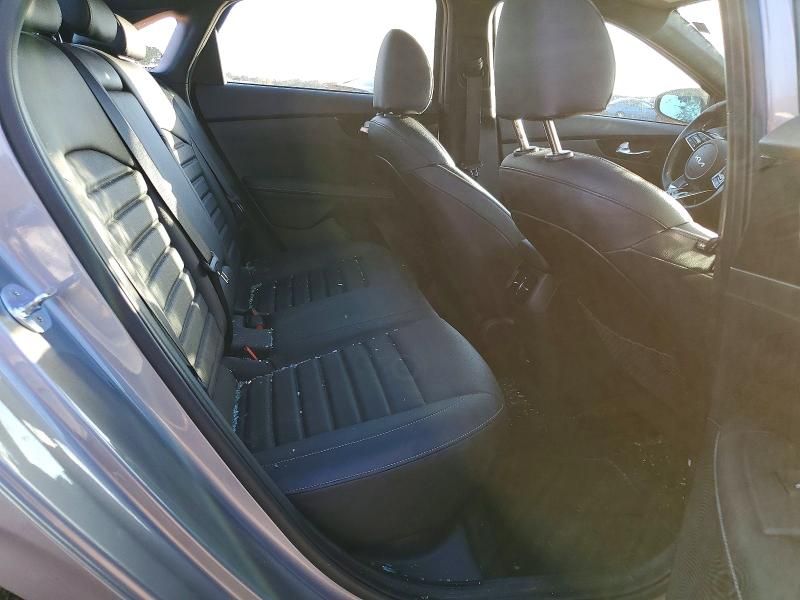 2022 KIA Forte gt Line