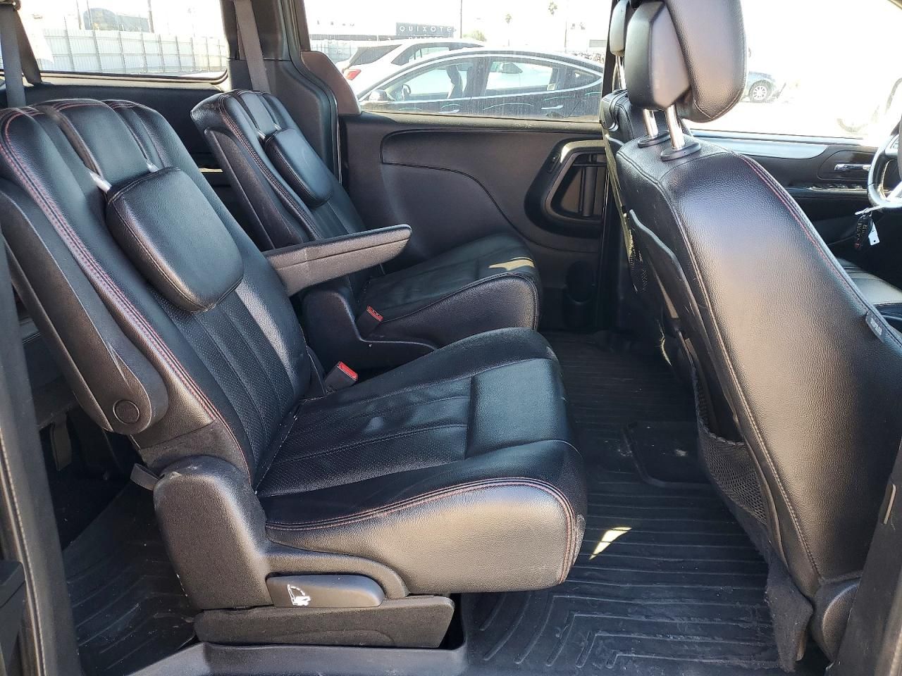 2016 Dodge Grand Caravan R/T