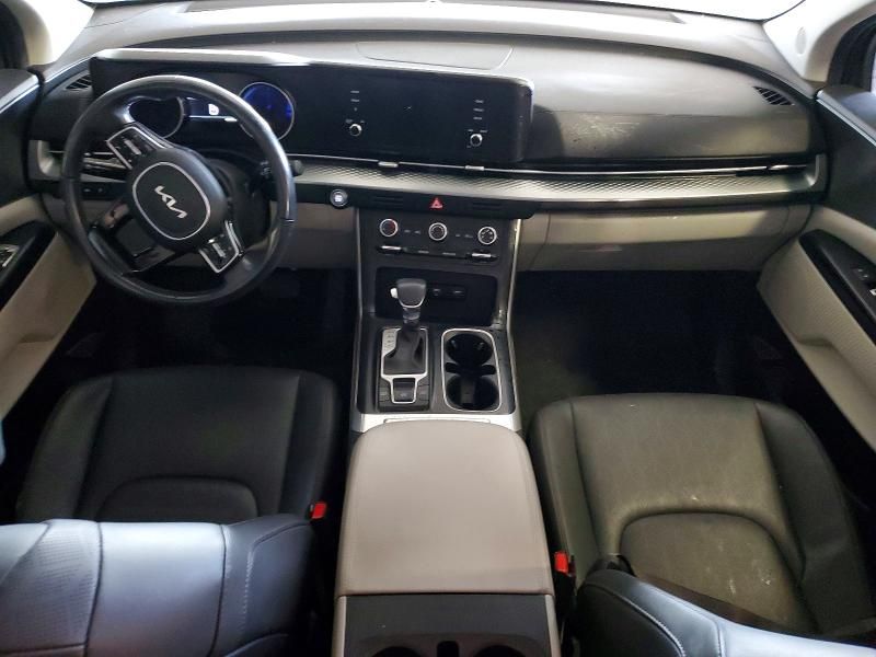 2023 KIA Carnival lx