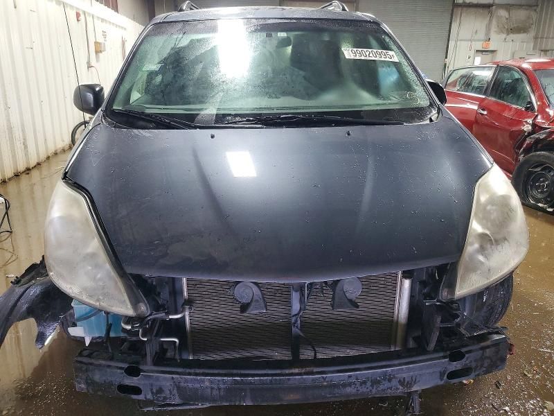 2009 Toyota Sienna ce