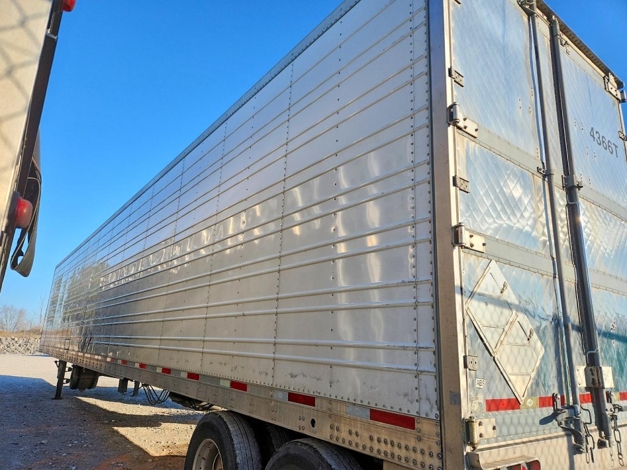 2016 Utility VS2RAP Refrigerated Van Trailer