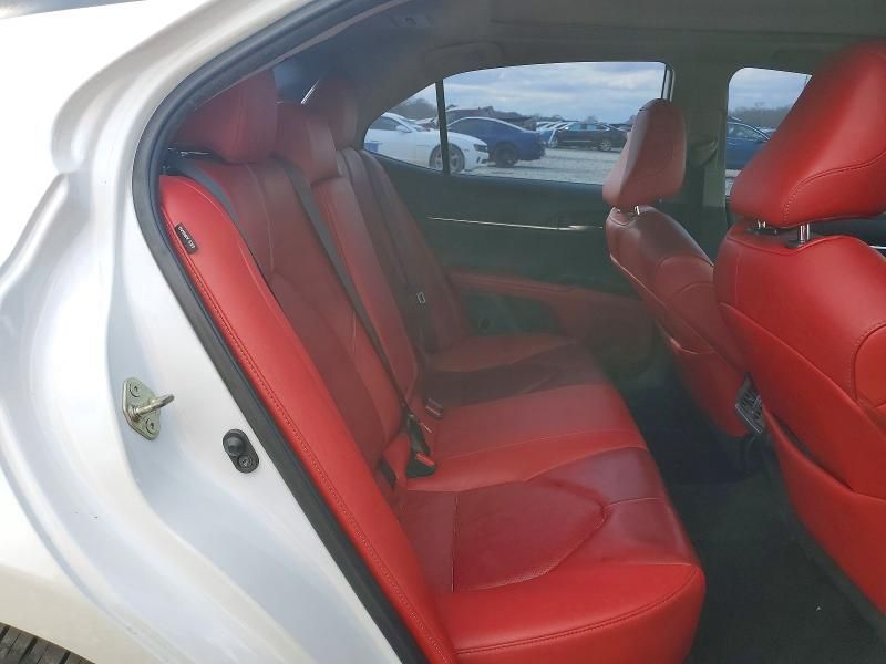 2020 Toyota Camry xse