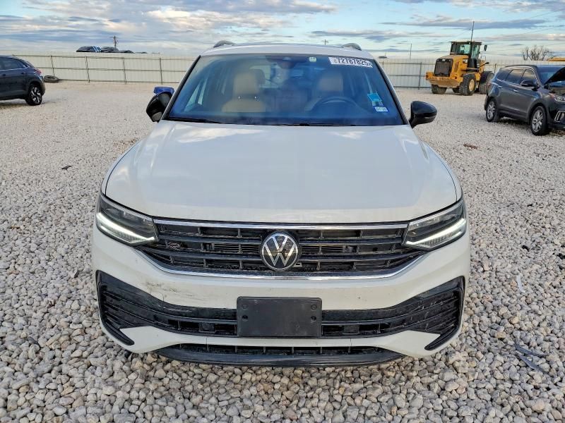 2023 Volkswagen Tiguan se R-line Black