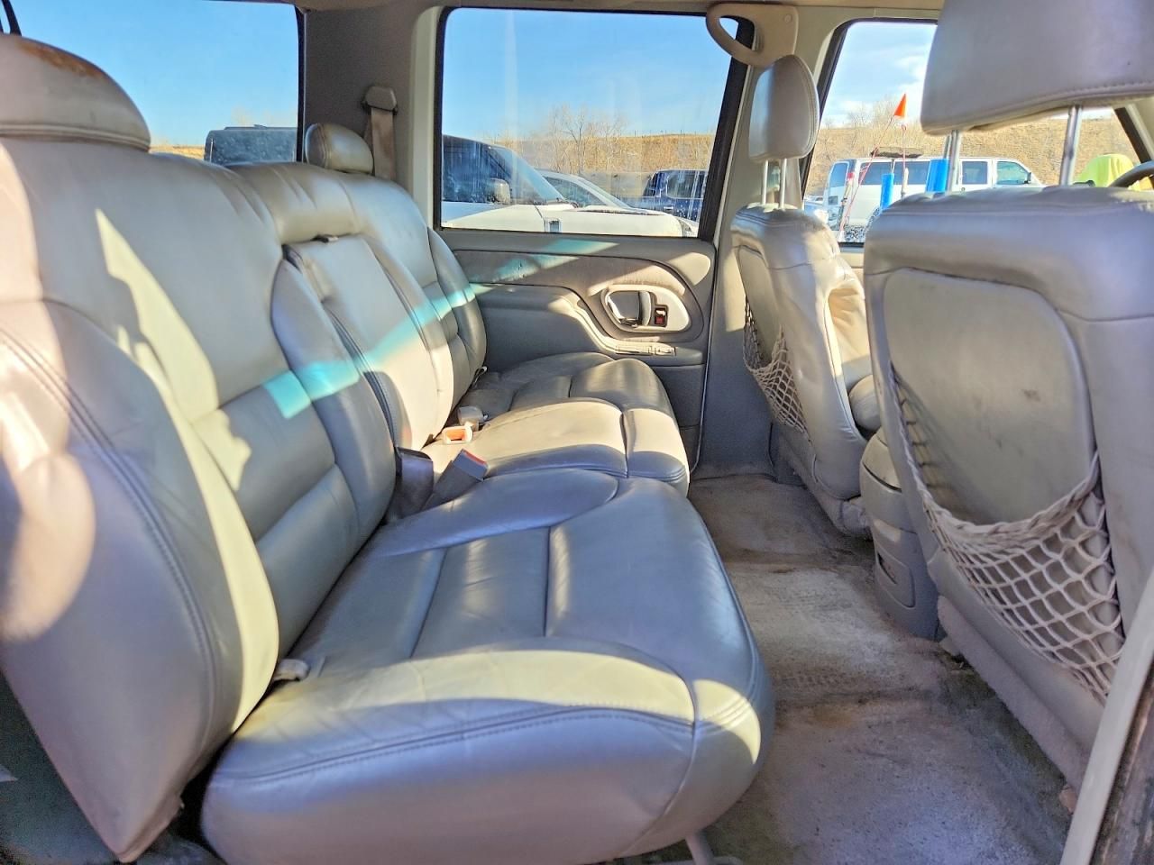 1995 GMC Suburban K2500