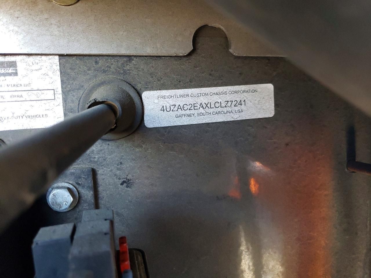 2020 Freightliner Chassis M Line WALK-IN Van