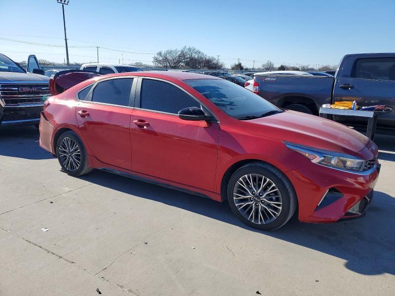 2024 KIA Forte gt Line