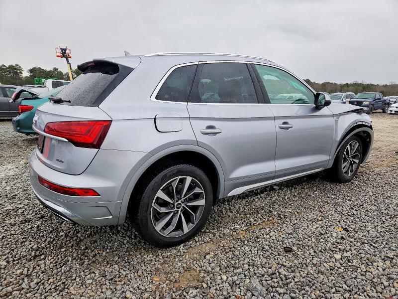 2023 Audi Q5 Premium Plus 45