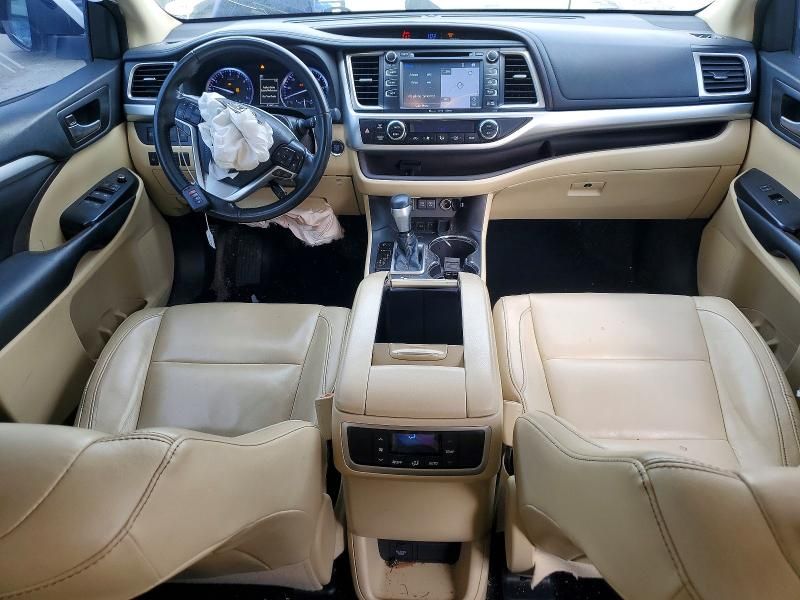 2018 Toyota Highlander se