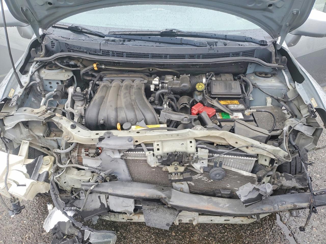 2012 Nissan Versa s