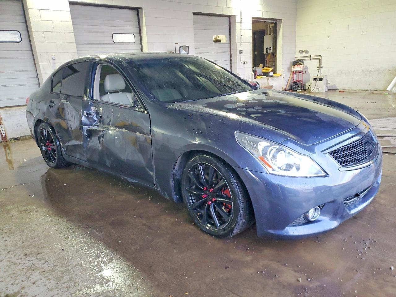 2012 Infiniti G37