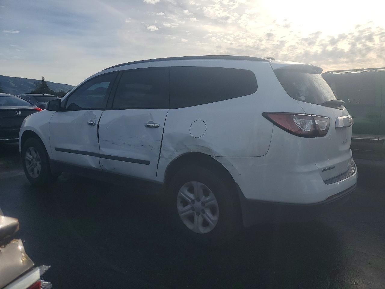 2017 Chevrolet Traverse ls