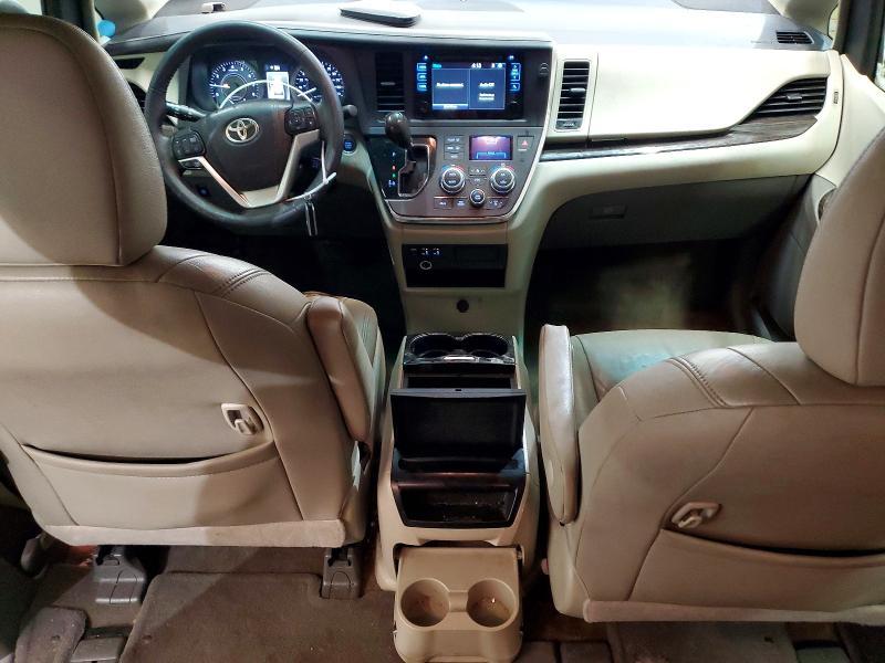 2015 Toyota Sienna xle