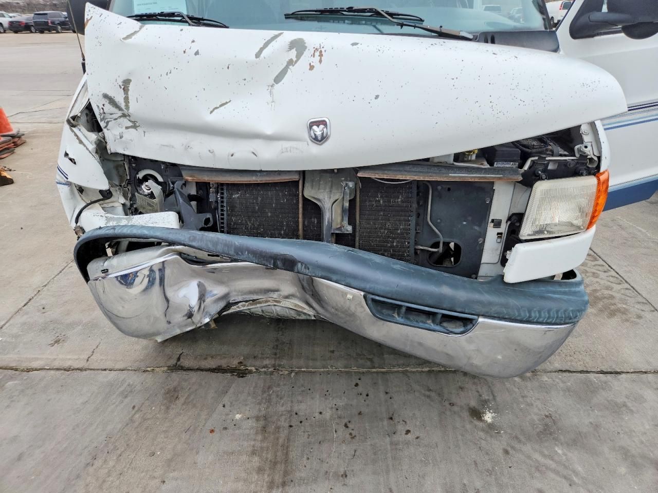 1998 Dodge RAM Van B2500