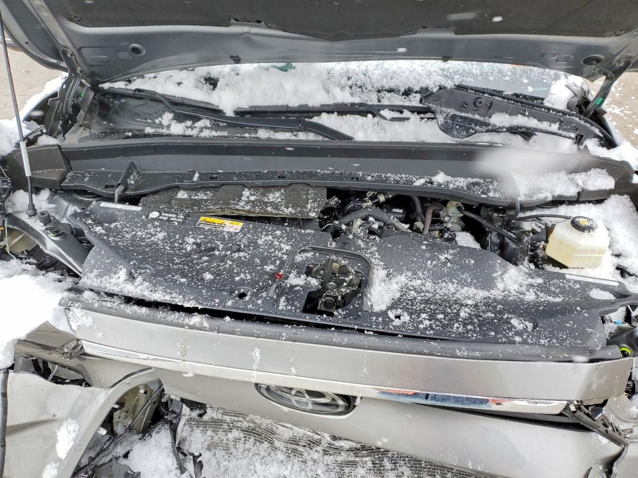 2025 Toyota Grand Highlander le