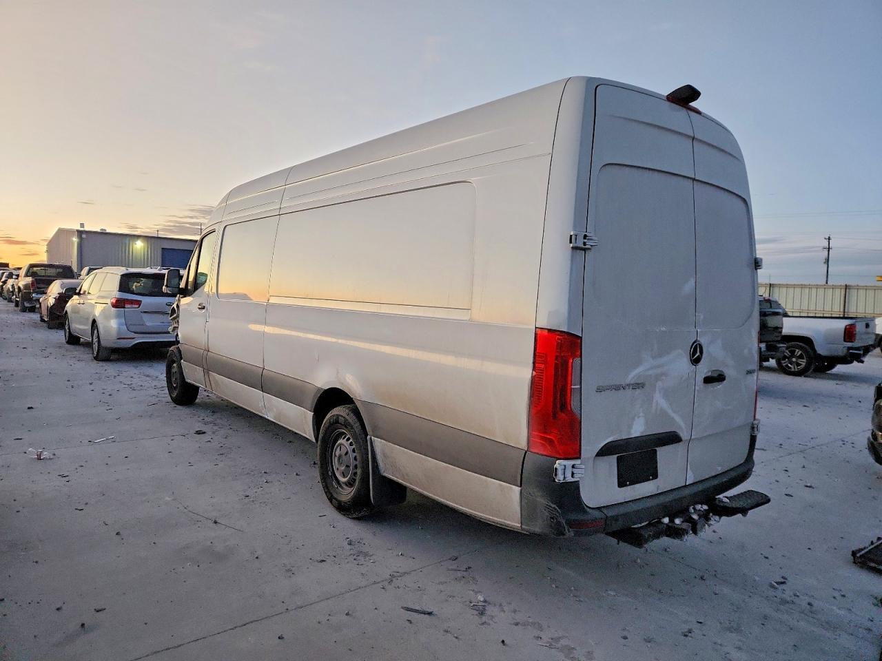 2025 Mercedes-Benz 2025 Mercedes Benz Sprinter 2500 Delivery Van