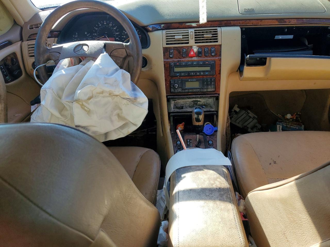 2002 Mercedes-Benz E 320