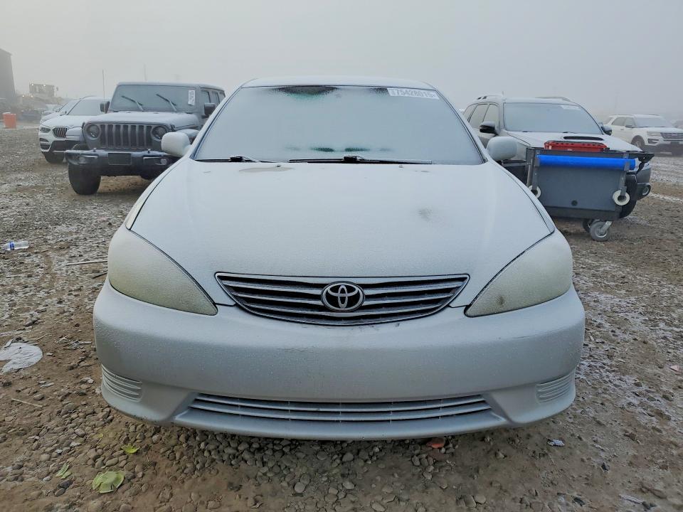 2006 Toyota Camry le