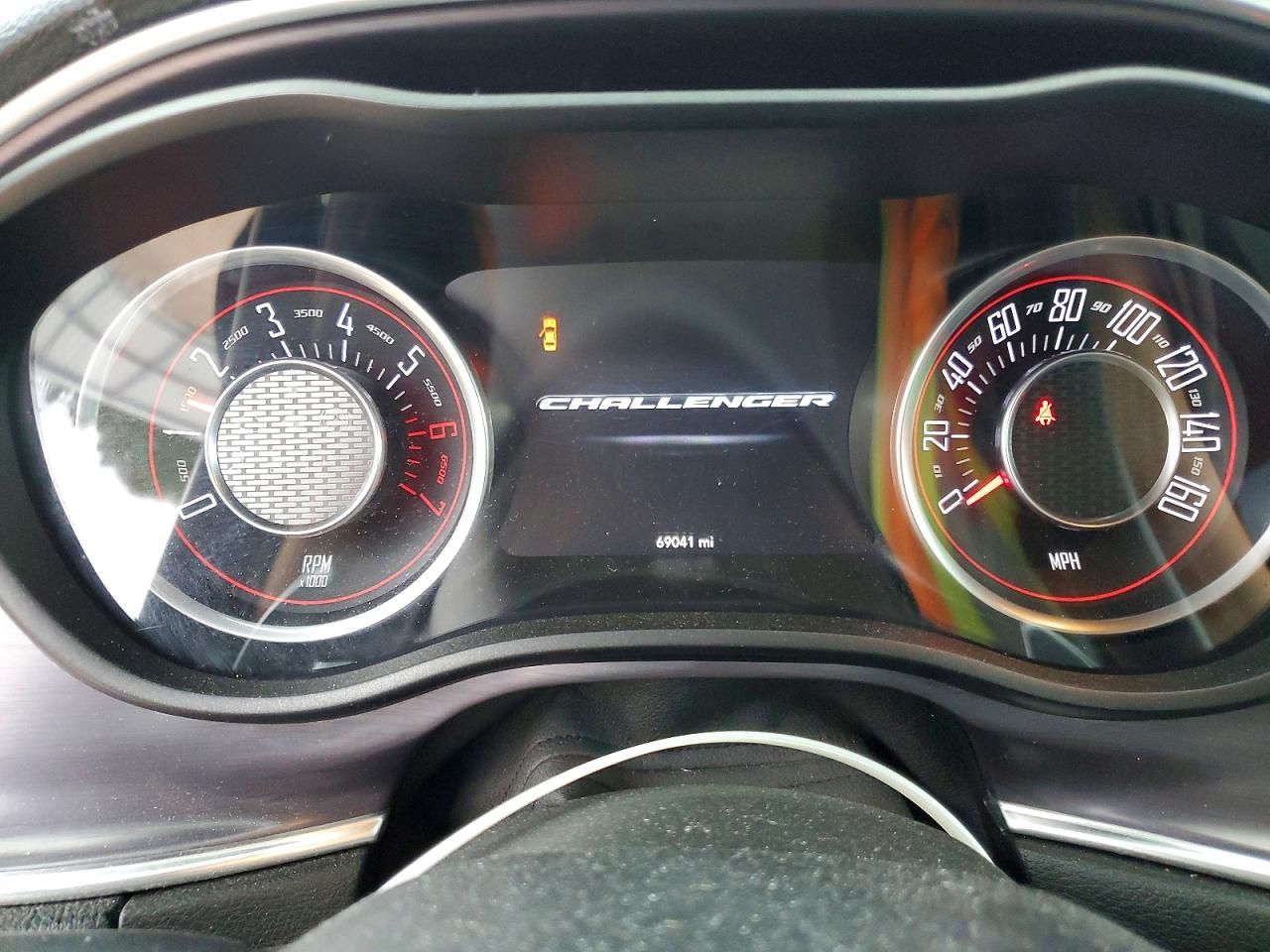 2015 Dodge Challenger sxt