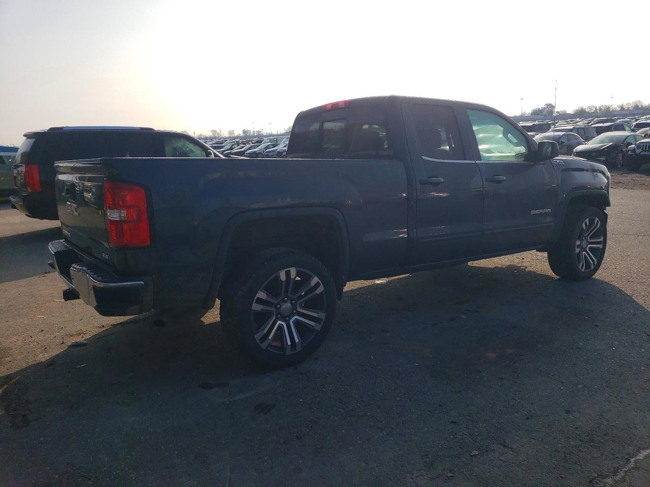 2017 GMC Sierra K1500 sle