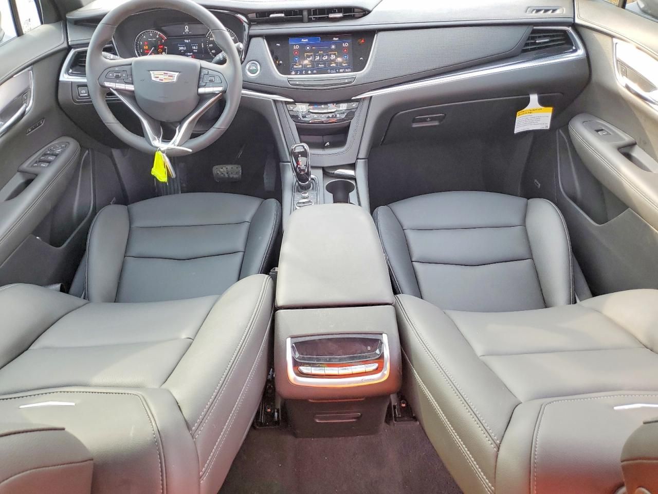 2025 Cadillac XT6 Luxury