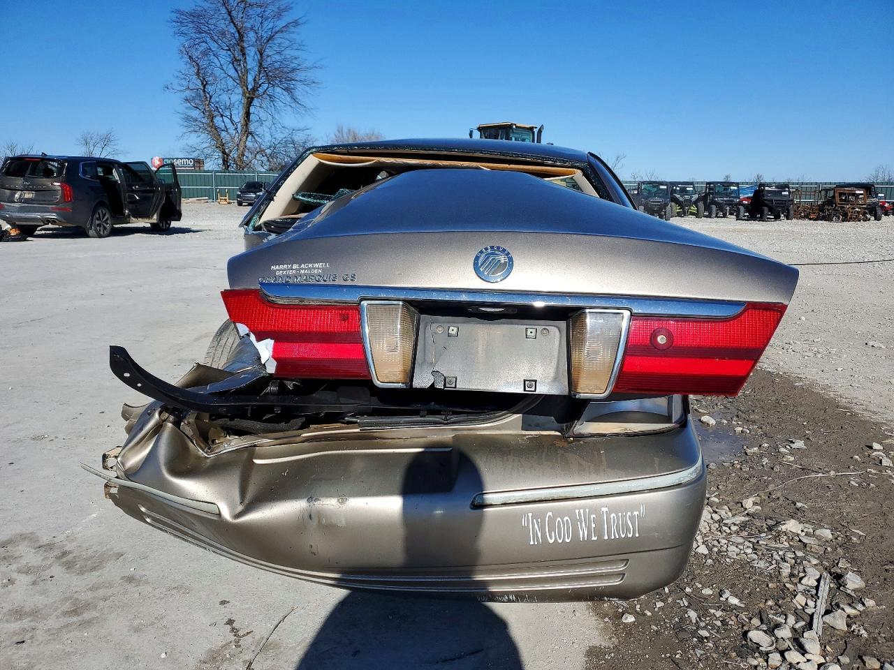2005 Mercury Grand Marquis gs